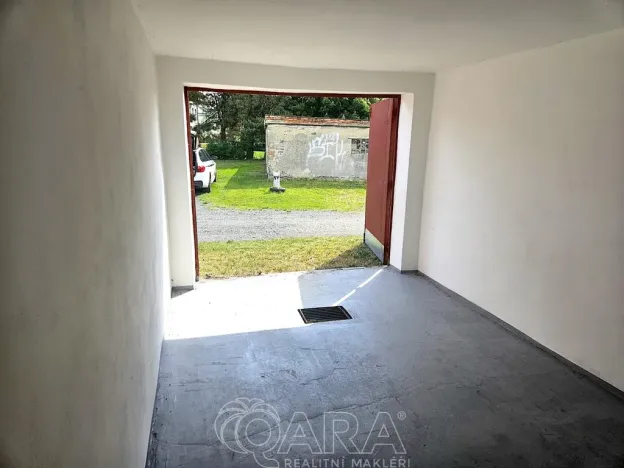 Prodej garáže, Praha - Kbely, Železnobrodská, 17 m2