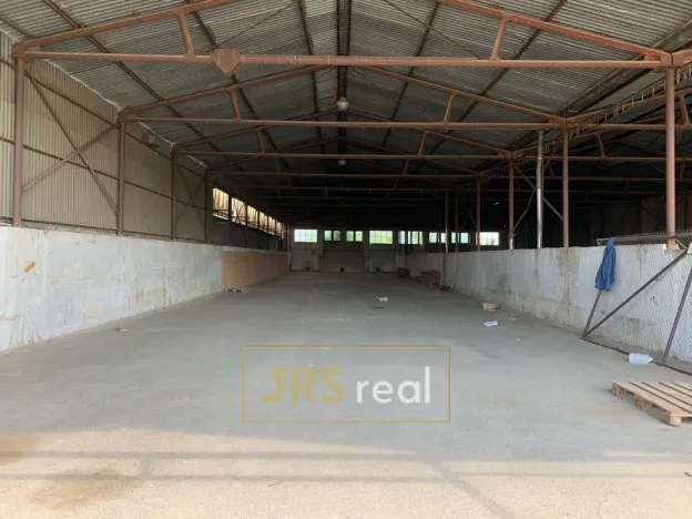 Pronájem skladu, Křepice, 562 m2