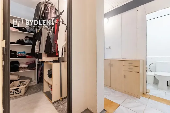 Prodej bytu 2+1, Osek, Hrdlovská, 61 m2