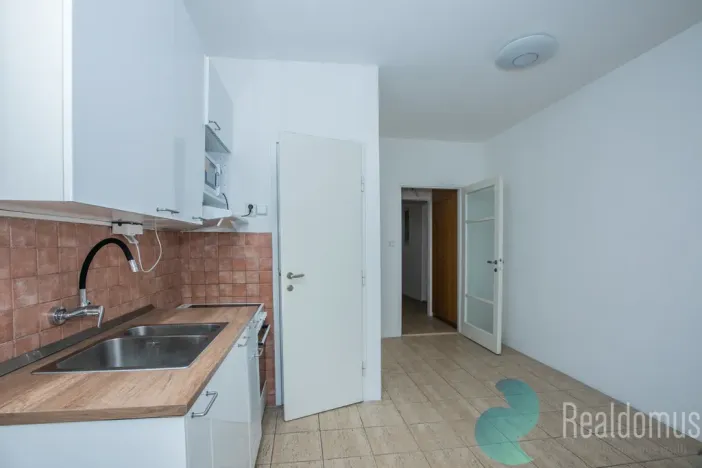 Pronájem bytu 4+1, Praha - Nové Město, Masarykovo nábřeží, 110 m2