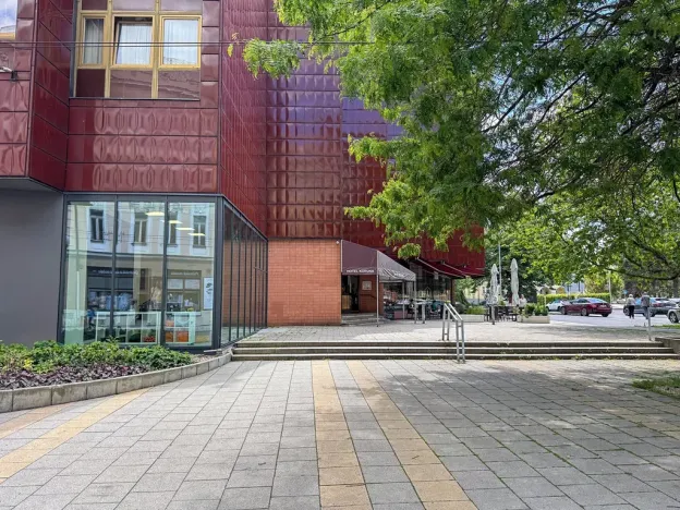Pronájem kanceláře, Opava, náměstí Republiky, 65 m2