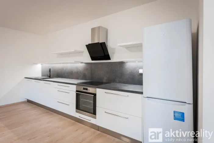 Pronájem bytu 2+kk, Neratovice, Školní, 65 m2