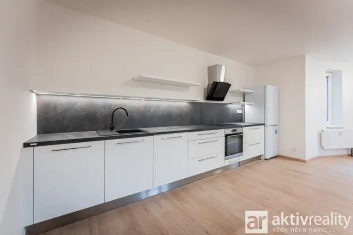 Pronájem bytu 2+kk, Neratovice, Školní, 65 m2