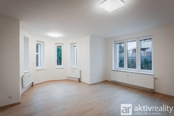Pronájem bytu 2+kk, Neratovice, Školní, 65 m2