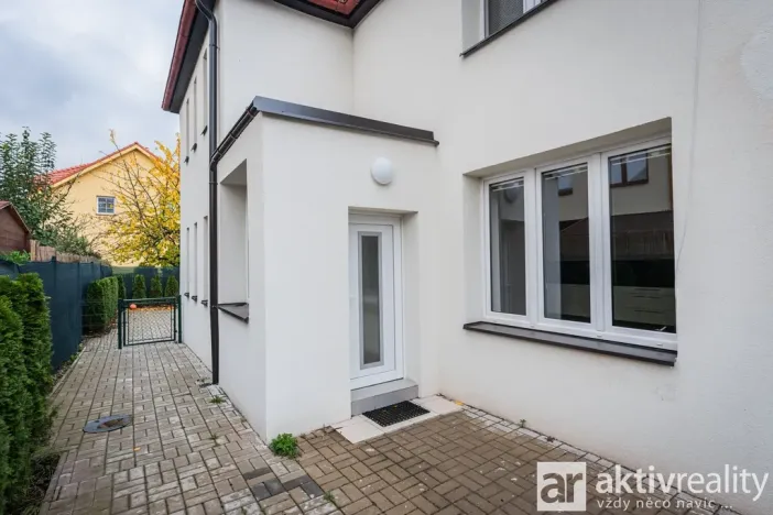 Pronájem bytu 2+kk, Neratovice, Školní, 65 m2