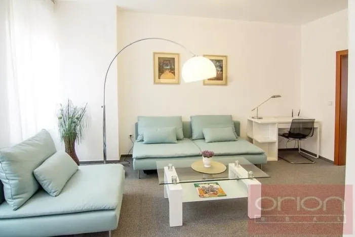 Pronájem bytu 2+kk, Praha - Břevnov, Bělohorská, 60 m2