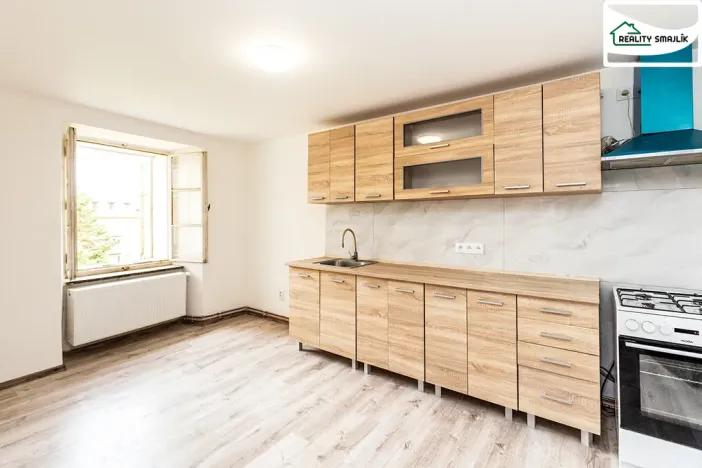 Pronájem bytu 2+1, Cheb, Židovská, 66 m2