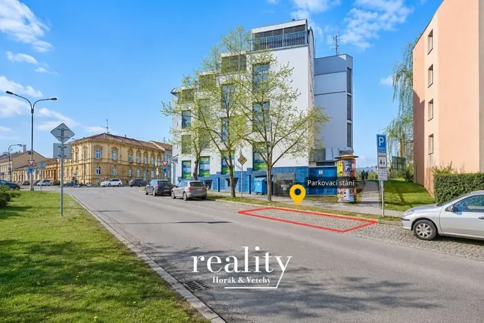 Pronájem kanceláře, Znojmo, Kuchařovická, 84 m2