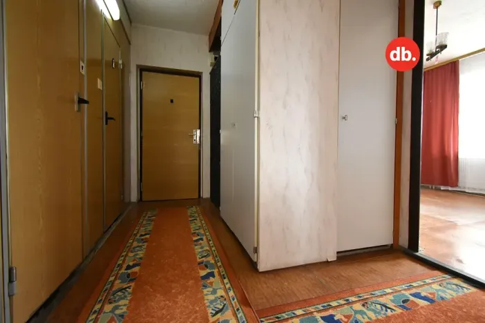 Prodej bytu 4+1, Ostrov, Lidická, 84 m2