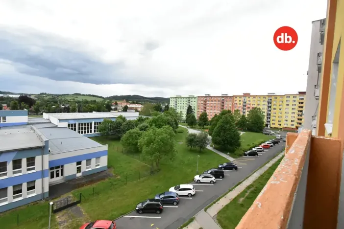 Prodej bytu 4+1, Ostrov, Lidická, 84 m2