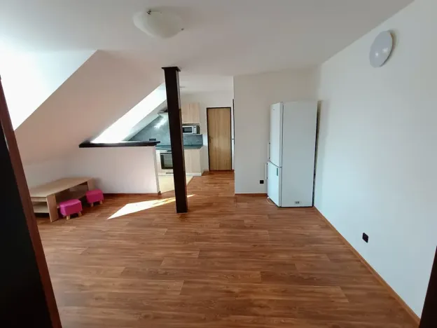 Pronájem bytu 2+kk, Praha - Čakovice, Cukrovarská, 54 m2