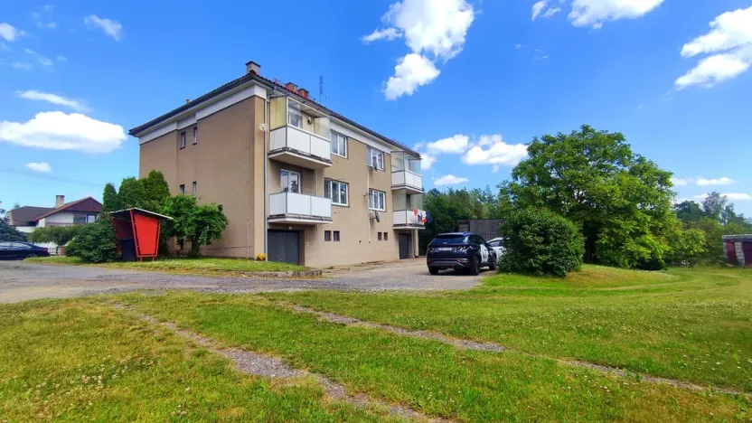 Prodej bytu 3+1, Luká, 70 m2