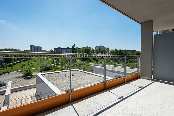 Pronájem bytu 2+kk, Ostrava, Sokolovská, 61 m2