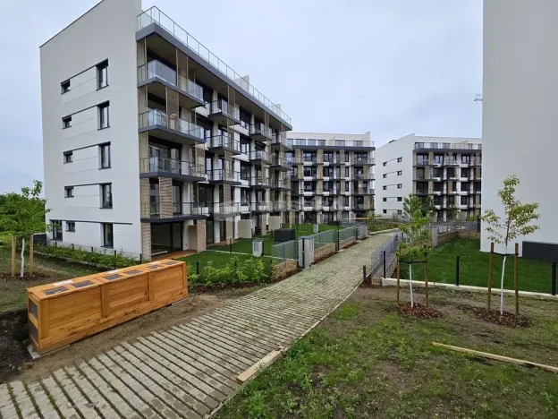 Pronájem bytu 1+kk, Praha - Chodov, Komárkova, 30 m2