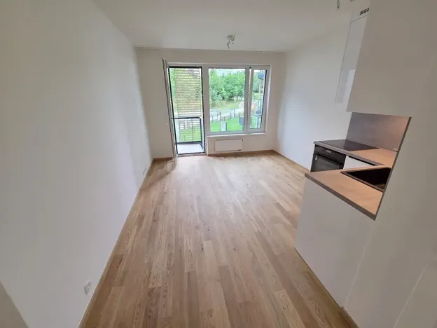 Pronájem bytu 1+kk, Praha - Chodov, Komárkova, 30 m2