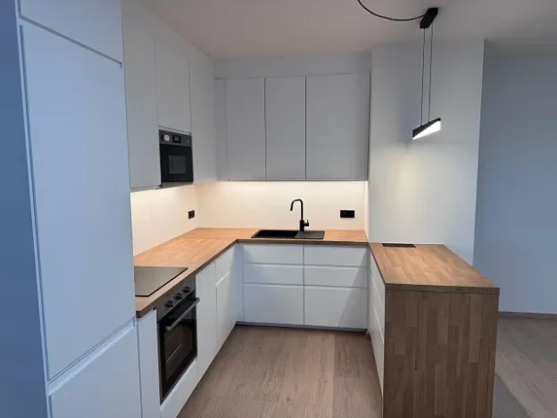 Pronájem bytu 3+kk, Praha, 80 m2