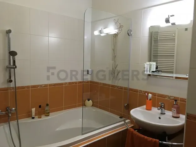 Pronájem bytu 2+kk, Pardubice, Josefa Bublíka, 53 m2