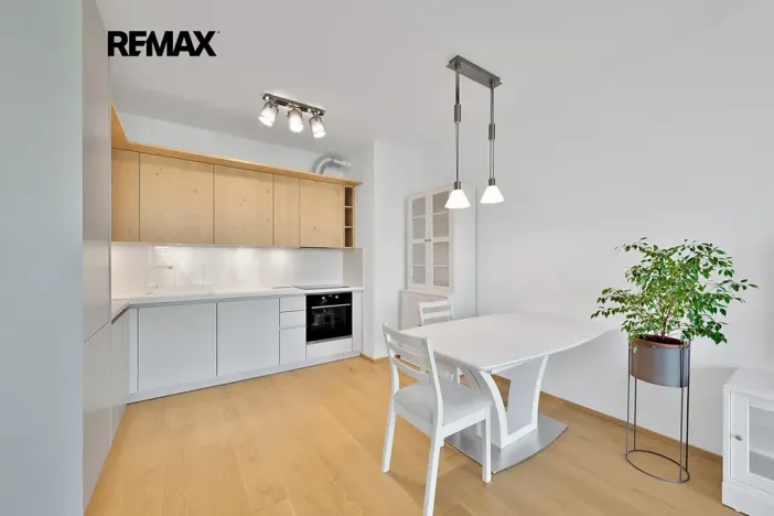 Pronájem bytu 2+kk, Praha - Jinonice, Vladimíra Kobranova, 56 m2