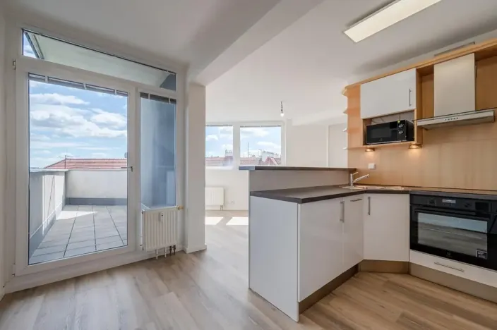Prodej bytu 3+kk, Praha - Vysočany, Skloněná, 74 m2