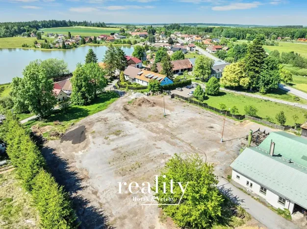 Pronájem komerční nemovitosti, Hladov, 3500 m2