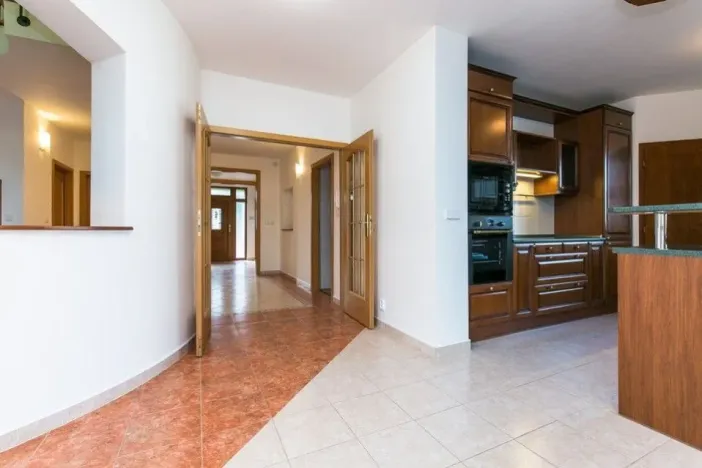 Pronájem vily, Praha - Nebušice, K Noskovně, 390 m2