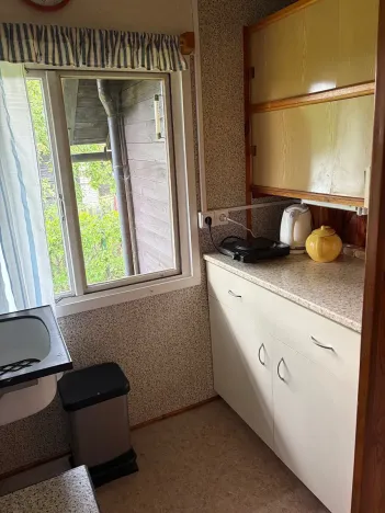 Pronájem chaty, Praha - Lipence, Jílovišťská, 28 m2