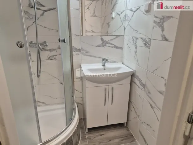 Pronájem bytu 2+1, Český Krumlov - Nádražní Předměstí, Vyšehrad, 55 m2