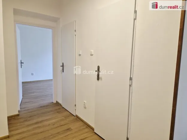 Pronájem bytu 2+1, Český Krumlov - Nádražní Předměstí, Vyšehrad, 55 m2