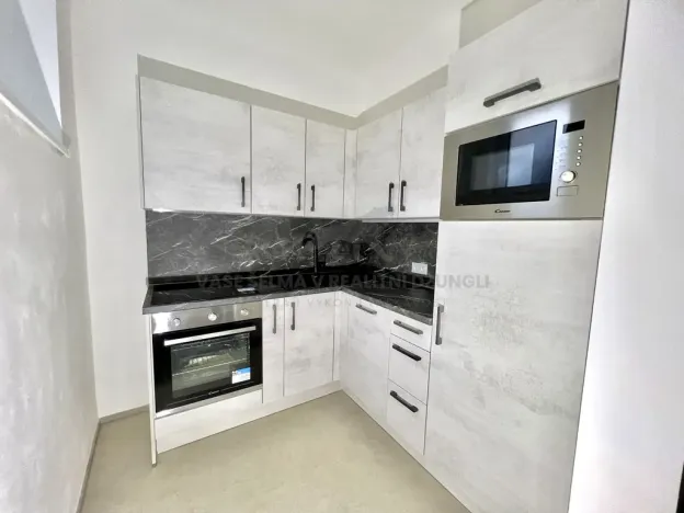 Pronájem bytu 1+kk, Jáchymov, třída Dukelských hrdinů, 20 m2
