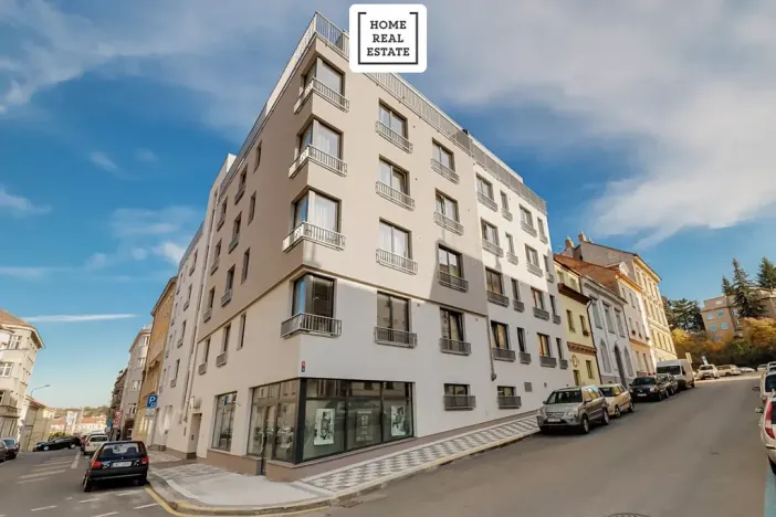 Prodej garážového stání, Praha - Smíchov, Pod Barvířkou, 16 m2