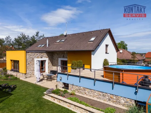 Prodej rodinného domu, Dubné, 261 m2