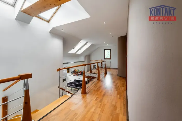 Prodej rodinného domu, Dubné, 261 m2