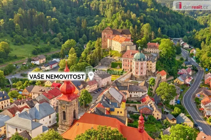 Prodej ubytování, Bečov nad Teplou, nám. 5. května, 246 m2