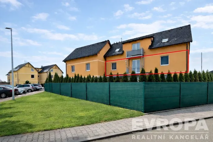 Pronájem bytu 3+1, Nehvizdy, Gabčíkova, 68 m2