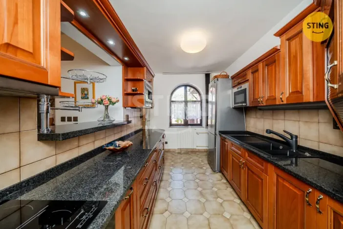 Prodej vily, Frýdek-Místek, Stará Riviera, 249 m2