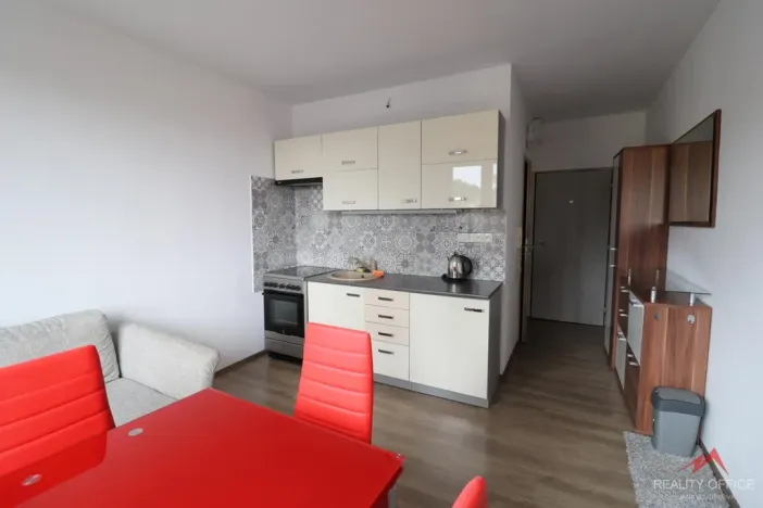 Pronájem bytu 1+1, Děčín - Děčín VI-Letná, Krásnostudenecká, 35 m2