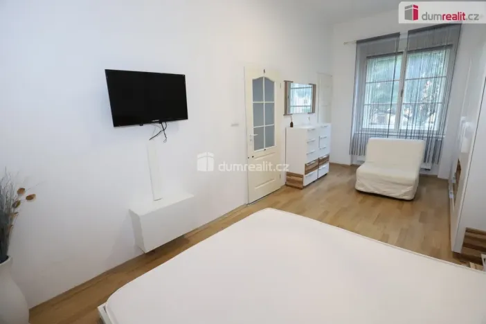 Pronájem bytu 2+1, Praha - Vinohrady, 75 m2