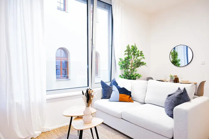 Prodej bytu 2+kk, Praha - Smíchov, Plzeňská, 33 m2