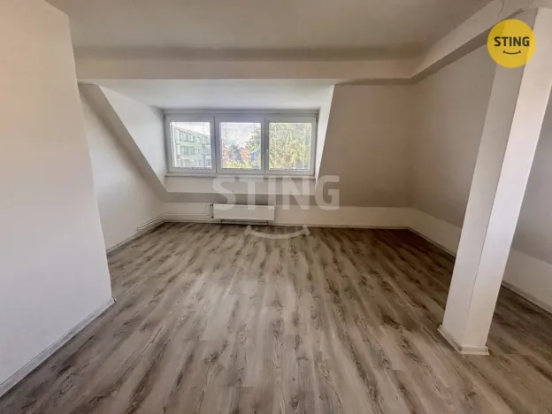 Pronájem bytu 2+1, Opava, 28. října, 56 m2