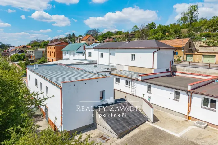 Prodej výrobních prostor, Koleč, 940 m2