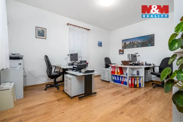 Prodej kanceláře, Hradec Králové - Malšovice, Na Hrázce, 232 m2