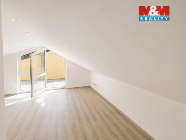 Prodej bytu 2+kk, Liberec - Liberec XXXIII-Machnín, Heřmánková, 71 m2