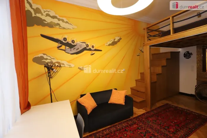 Pronájem bytu 1+1, Praha - Nové Město, Hálkova, 32 m2