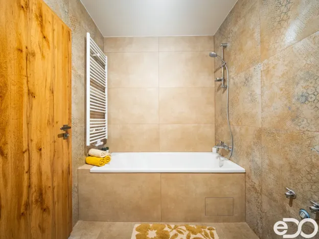 Prodej bytu 5+kk, Vysoké Veselí, Dlouhá, 113 m2