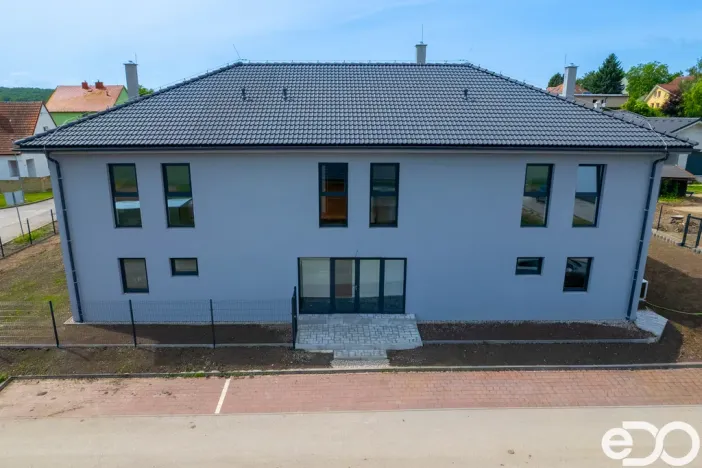 Prodej bytu 5+kk, Vysoké Veselí, Dlouhá, 113 m2