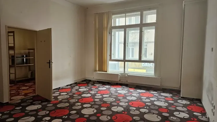Pronájem obchodního prostoru, Brno, Masarykova, 89 m2
