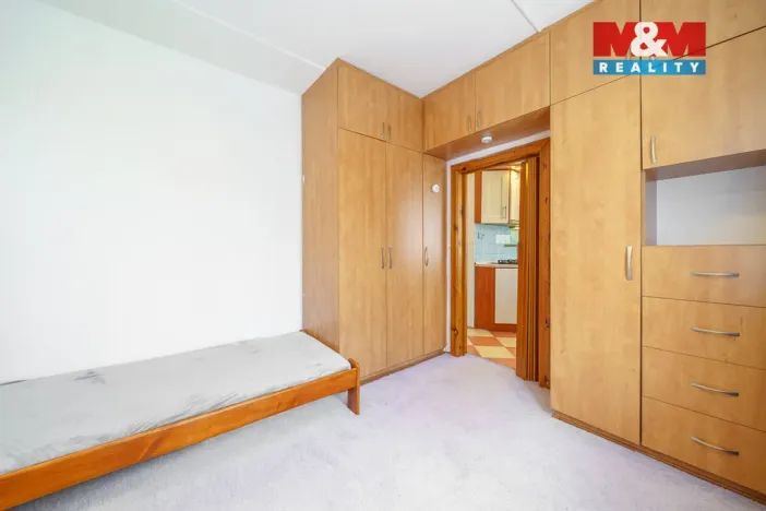 Prodej bytu 3+1, Sokolov, Slavíčkova, 66 m2
