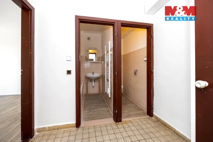 Prodej bytu 2+1, Pardubice - Zelené Předměstí, Čs. armády, 65 m2
