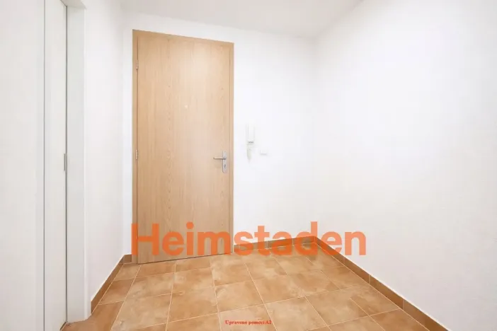 Pronájem bytu 1+kk, Havířov - Město, Hlavní třída, 20 m2