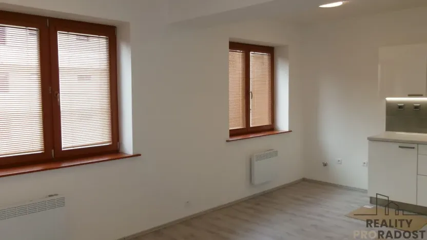 Pronájem bytu 2+kk, Brno, Dvorského, 40 m2